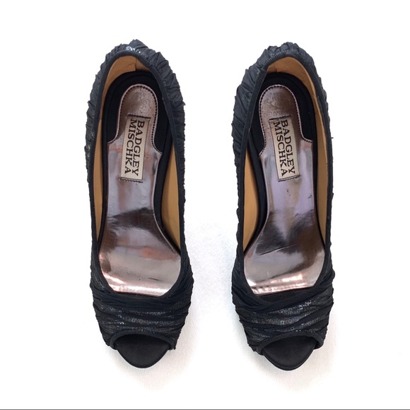 Badgley Mischka Star Black Mesh Silver Sequin Pump - Picture 5 of 8